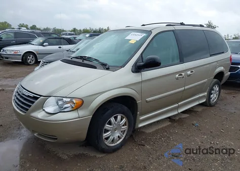 2006 Chrysler Town & Country Touring из США, поврежденный, VIN 2A4GP54L86R713880